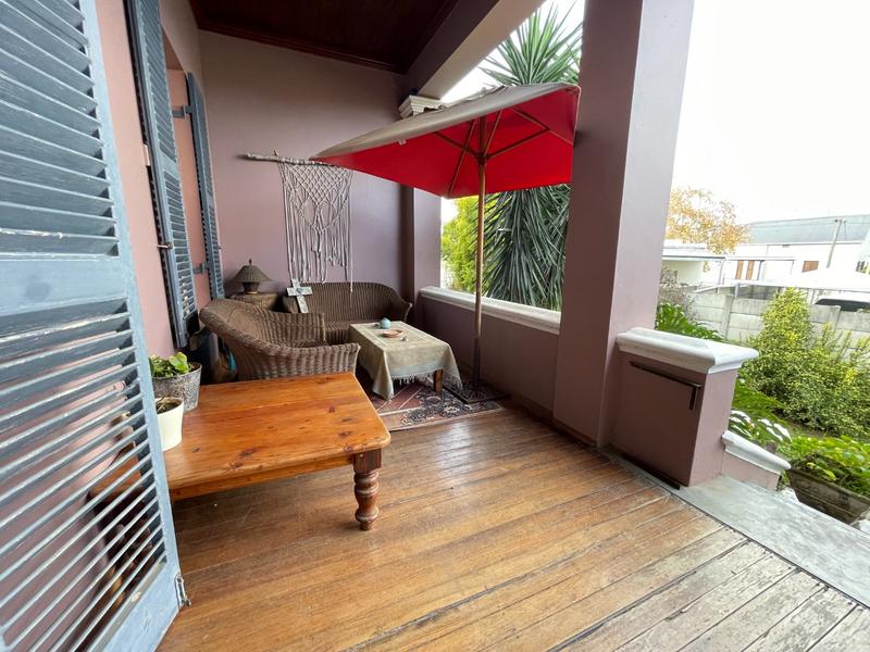 4 Bedroom Property for Sale in Bergzicht Western Cape